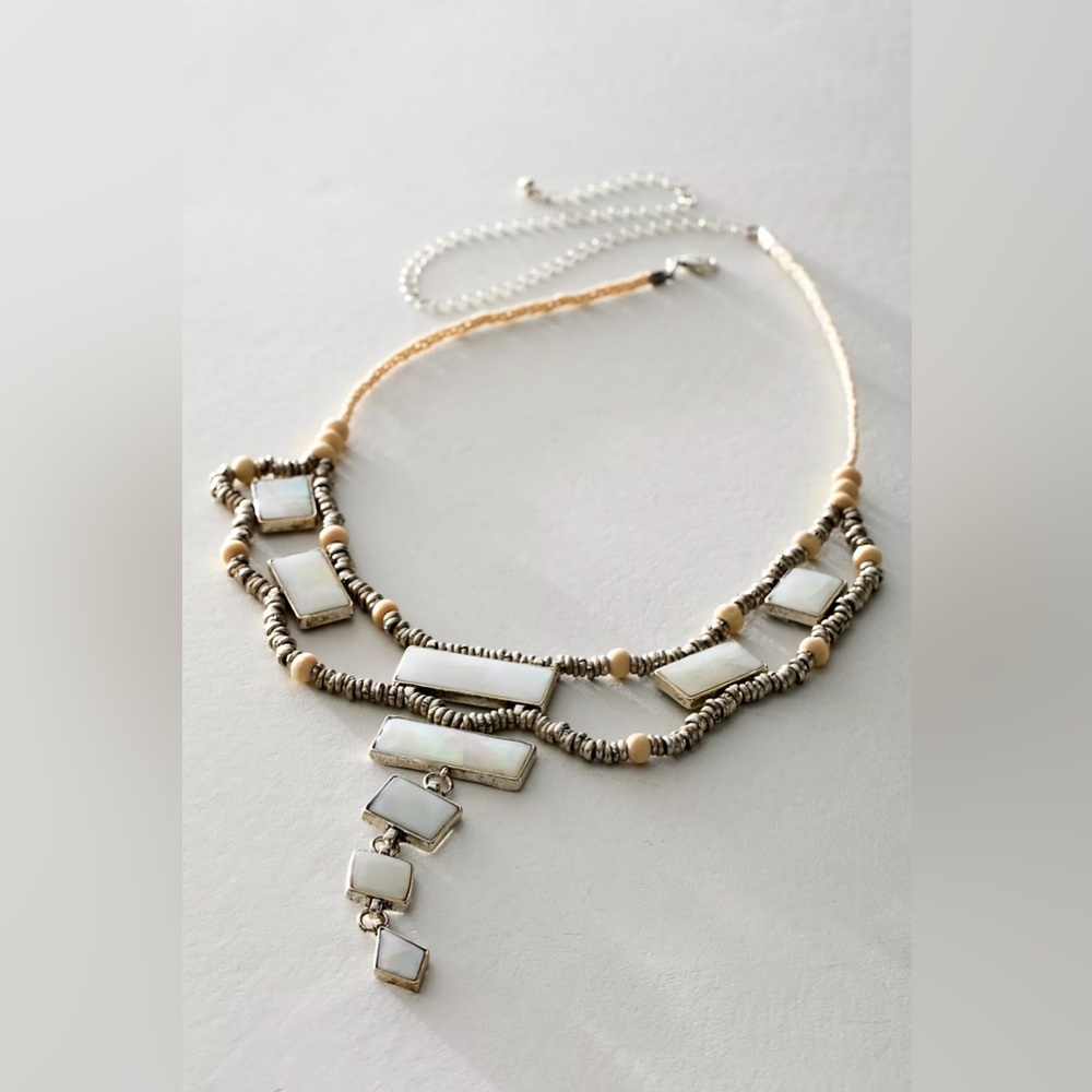 NWT Free people Lately necklace silver mother of pearl - Picture 2 of 6